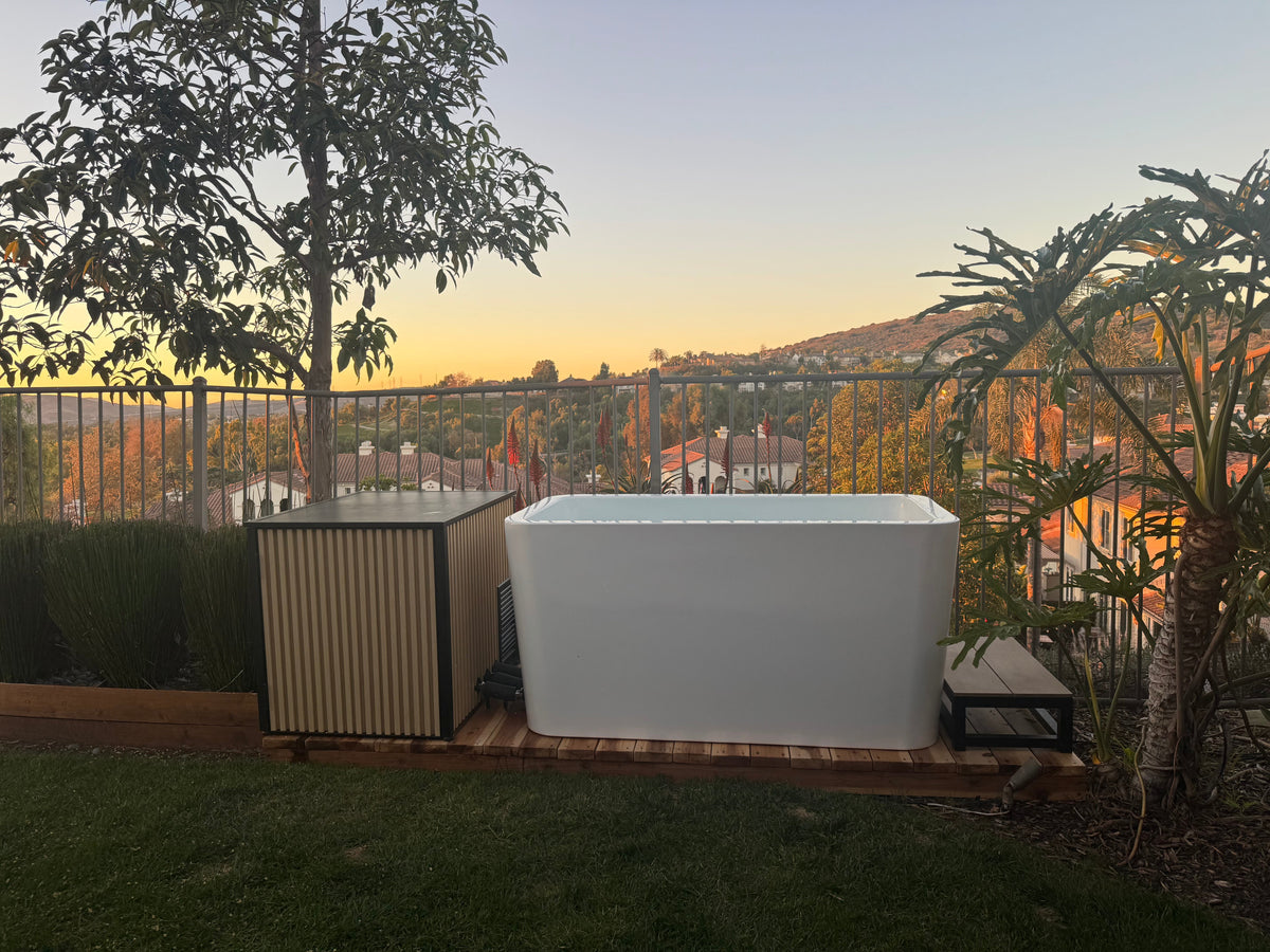 RevX X Tub with LUX Chiller and Filtration System